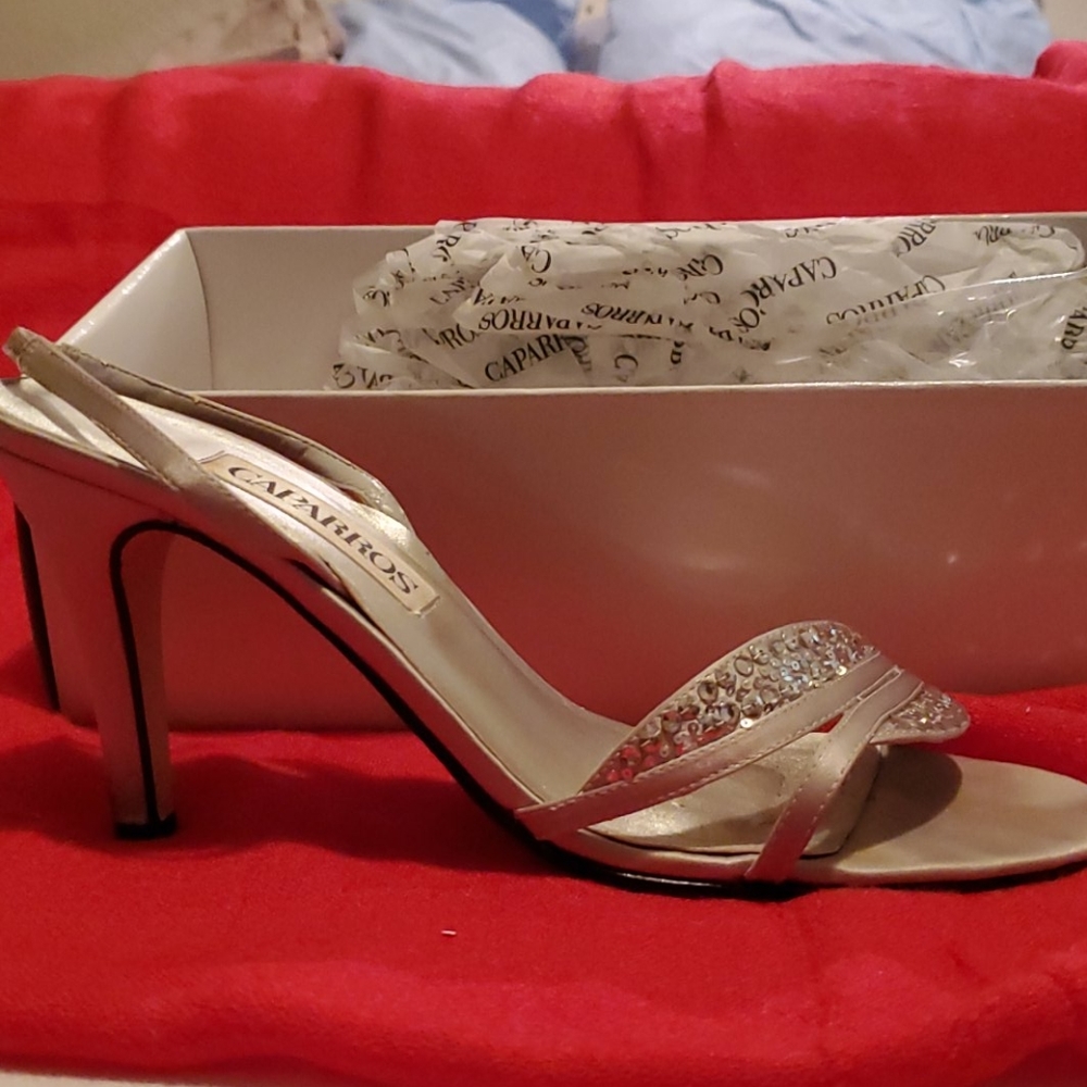 Sandals - Picture 3 of 3